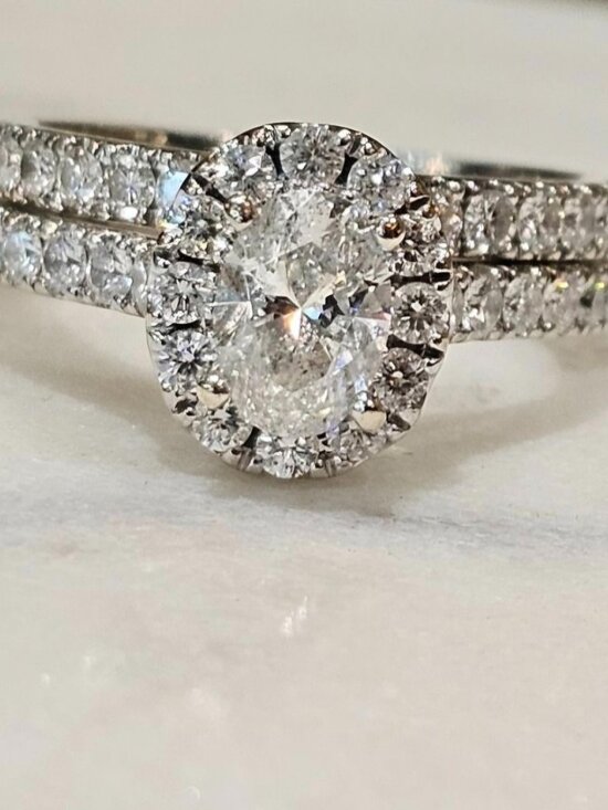 Kay Jewelers Jewelry - Natural Diamond 14K White Gold 4-prong oval SI1 1.65 total ctw